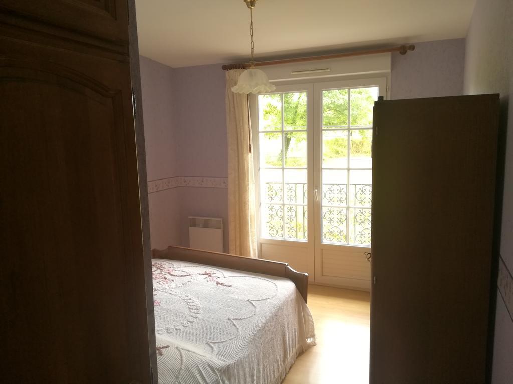 Gite Du Vignoble Sidky Lussac (Gironde) Exterior foto
